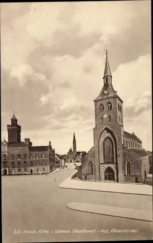 Ak Odense Dänemark, Sct. Knuds Kirke, Raadhuset, Sct. Albani Kirke