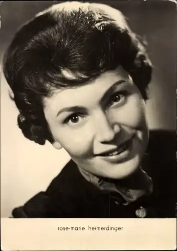 Ak Schauspielerin Rose Marie Heimerdinger, Portrait