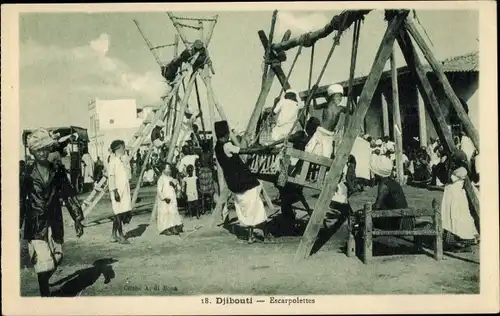 Ak Dschibuti, Escarpolettes, Kinder auf einer großen Schaukel