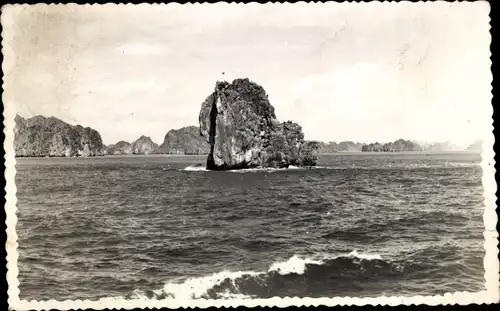 Ak Vịnh Hạ Long Baie d'Along Vietnam, Les Rochers