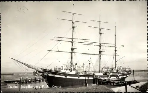 Ak Delfzijl Groningen, Jeugdherberg P. A. Koerts, Segelschiff