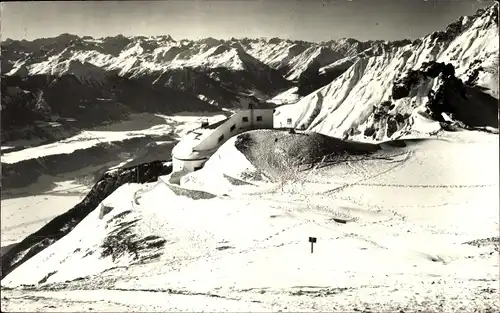 Ak Innsbruck in Tirol, Innsbrucker Nordkettenbahn, Bergstation, Winter