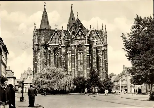 Ak Mühlhausen in Thüringen, Wilhelm-Pieck-Platz, Kirche, Passanten