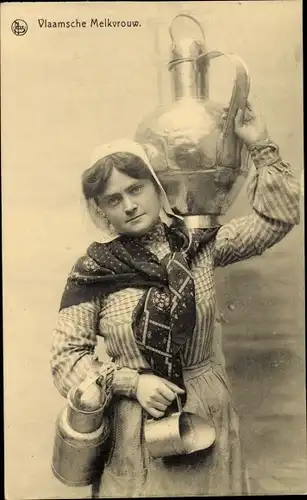 Ak Belgische Milchfrau in Volkstracht, Vlaamsche Melkvrouw