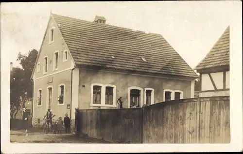 Foto Ak Bütthard in Unterfranken, Partie an einem Wohnhaus