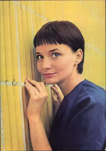 Ak Schauspielerin Anna Prucnal, Portrait, Sonne und Schatten, Der fliegende Holländer