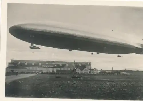 Sammelbild Zeppelin-Weltfahrten Bild 44 Kriegs-Luftschiffe, Letztes Front-Luftschiff L 71, 1918