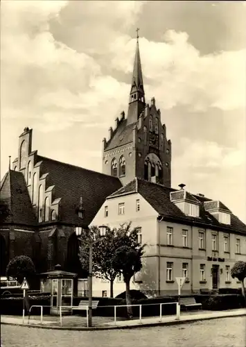 Ak Stadt Usedom, Rathaus und Marienkirche