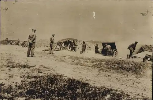 Foto Ak Bulgarische Artillerie beim Abfeuern, I. WK, 1917