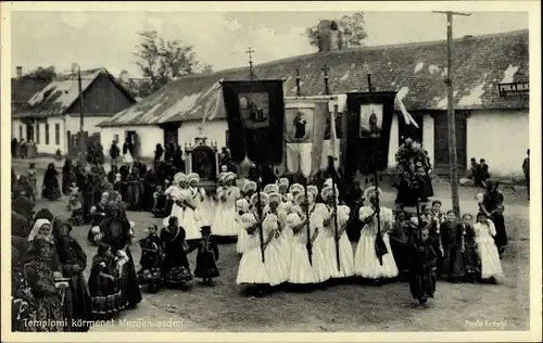 Ak Mezökövesd Ungarn, Procession religieuse