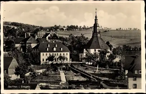 Ak Seiffen im Erzgebirge, Ortspartie, Kirche, Gasthof Erbgericht Buntes Haus