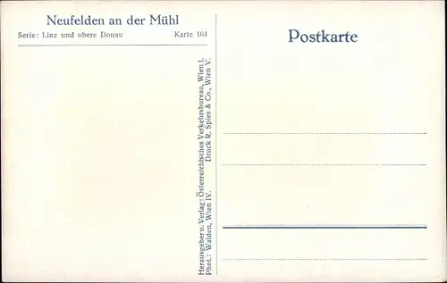 Ak Neufelden im Mühlviertel Oberösterreich, Straßenpartie, Brunnen