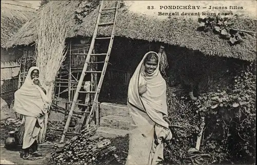 Ak Pondichery Ponducherry Puducherry Indien, Jeunes filles Bengali devant leurs cases
