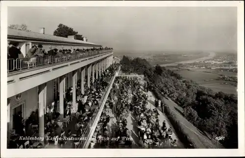 Ak Wien 19 Döbling, Kahlenberg, Kaffee Restaurant, Blick auf die Stadt