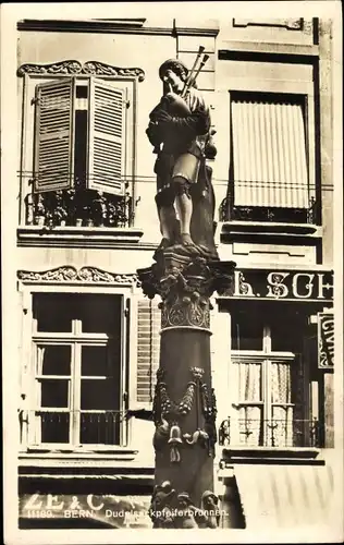 Ak Bern Stadt Schweiz, Dudelsackpfeiferbrunnen