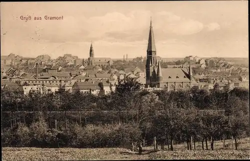 Ak Gramont Tarn et Garonne, Gesamtansicht mit Kirche