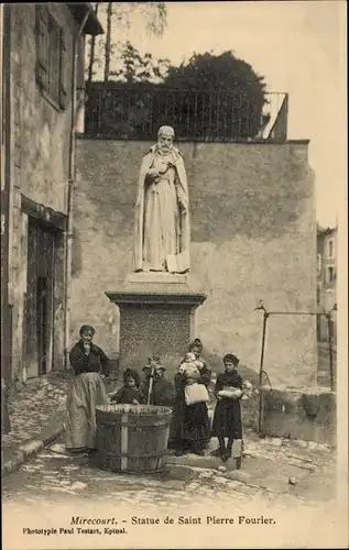 Ak Mirecourt Lothringen Vosges, Statue de Saint Pierre Fourier