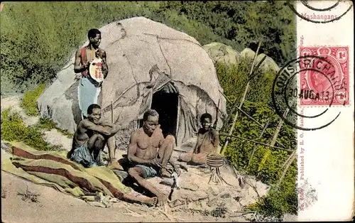 Ak Mashangans, Afrikaner vor einem Zelt