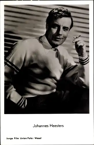 Ak Schauspieler Johannes Heesters, Portrait, Zigarette