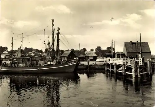 Ak Kirchdorf Insel Poel Mecklenburg, Hafen