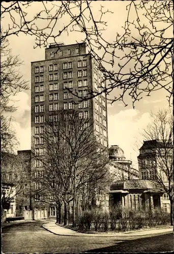 Ak Jena in Thüringen, Zeiß-Hochhaus und Abbe-Denkmal