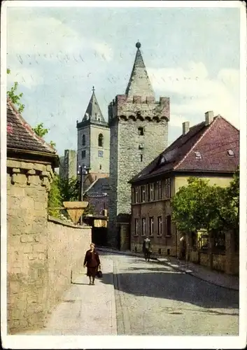 Ak Staßfurt im Salzlandkreis, Straßenansicht, Kirche