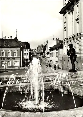 Ak Zeulenroda Thüringen, Karpfenpfeiferbrunnen