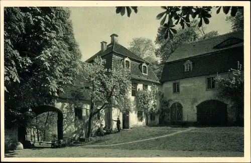 Ak Weesenstein Müglitztal in Sachsen, Äußerer Schlosshof