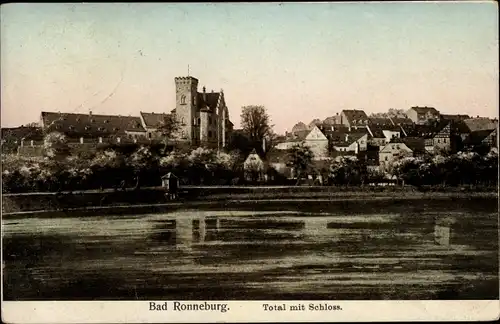 Ak Ronneburg in Thüringen, Totale mit Schloss