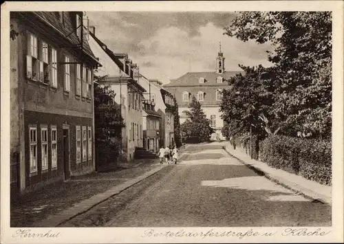 Ak Herrnhut in der Oberlausitz, Bertelsdorferstraße und Kirche