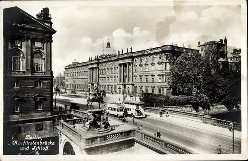 Ak Berlin Mitte, Kurfürstenbrücke und Schloss, Reiter-Denkmal