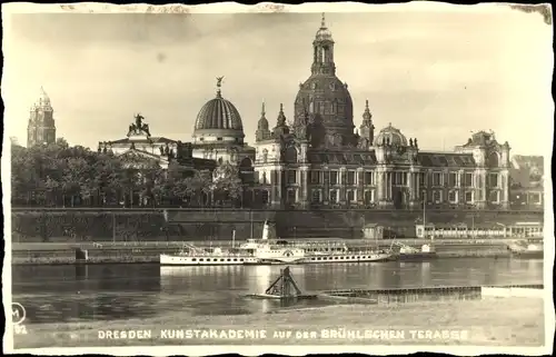 Ak Dresden Altstadt, Kunstakademie auf der Brühlschen Terasse, Schiff