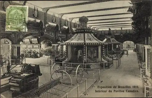 Postkarte Brüssel Brüssel, Ausstellung 1910, Innenraum des Kanadischen Pavillons