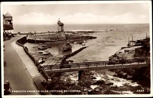 Ak Lynmouth Devon England, View from Ye Olde Cottage Balconies, Turm, Brücke, Anleger