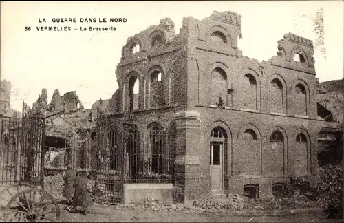 Ak Vermelles Pas de Calais, La Brasserie, Kriegszerstörungen, I WK