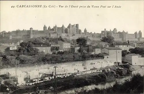 Ak Carcassonne Aude, Blick von Westen von der Alten Brücke über die Aude