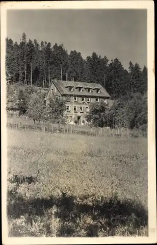 Foto Ak Enzklösterle im Enztal Schwarzwald, Blick auf das Erholungsheim