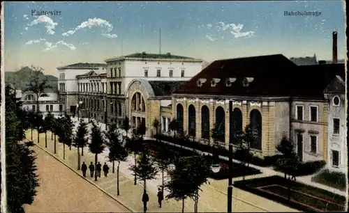 Ak Kattowitz Kattowitz Oberschlesien, Bahnhof, Bahnhofstraße