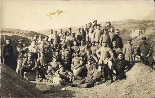 Foto Ak Deutsche Kriegsgefangene, Gruppenbild, I. WK