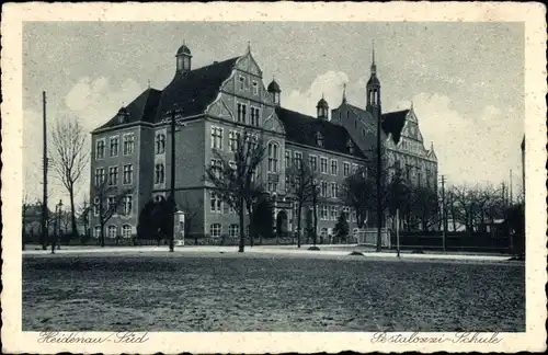 Ak Heidenau in Sachsen, Pestalozzi Schule