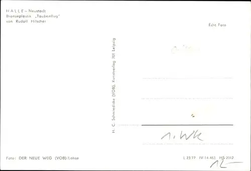 Ak Halle Neustadt, 1. Wohnkomplex, Bronzeplastik Taubenflug, Rudolf Hilscher