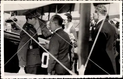 Foto Ak Adel Belgien, Astrid von Schweden, König, Flugzeug