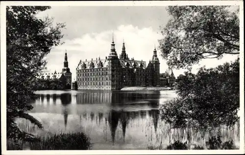 Ak Hillerød Hilleröd Dänemark, Frederiksborg Slot fra Jaegerbakken