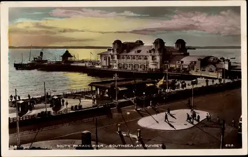 Ak Southsea Portsmouth South East England, South Parade Pier, at Sunset