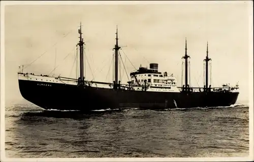 Ak Frachtschiff Almkerk, VNS, Verenigde Nederlandsche Scheepvaartmaatschappij