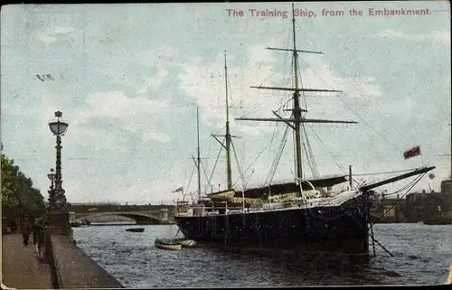 Ak Das Trainingsschiff, von der Böschung