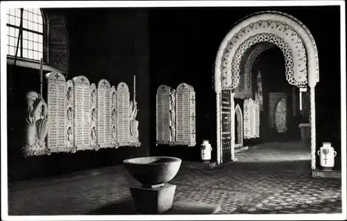 Ak Meißen in Sachsen, Kriegergedächtniskirche, Porzellan, St. Nikolai, Innenansicht