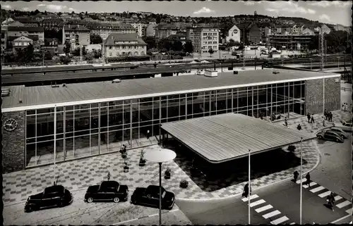 Ak Pforzheim im Schwarzwald, Bahnhof, Straßenseite