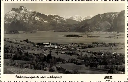 Ak Mondsee Oberösterreich, Panorama vom Ort mit Schafberg