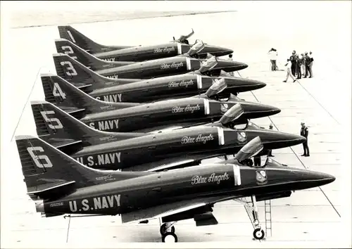 Foto Amerikanische Militärflugzeuge US Navy, Douglas A-4 Skyhawk II, Blue Angels